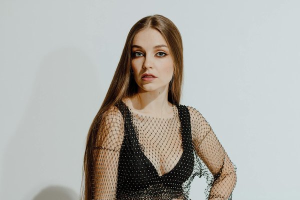 Châle tissé à la main : les avantages de porter cet accessoire