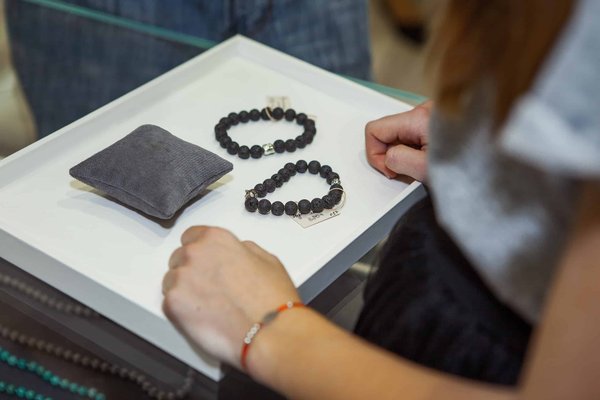 Pourquoi opter pour des bracelets en pierres naturelles ?