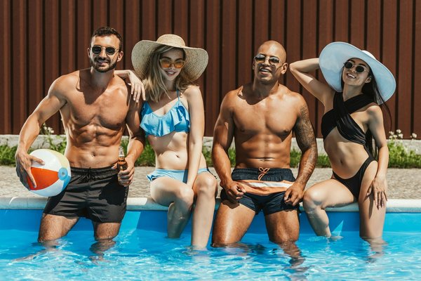 Résistant au chlore : Comment trouver un maillot de bain homme adapté à une utilisation fréquente en piscine ?